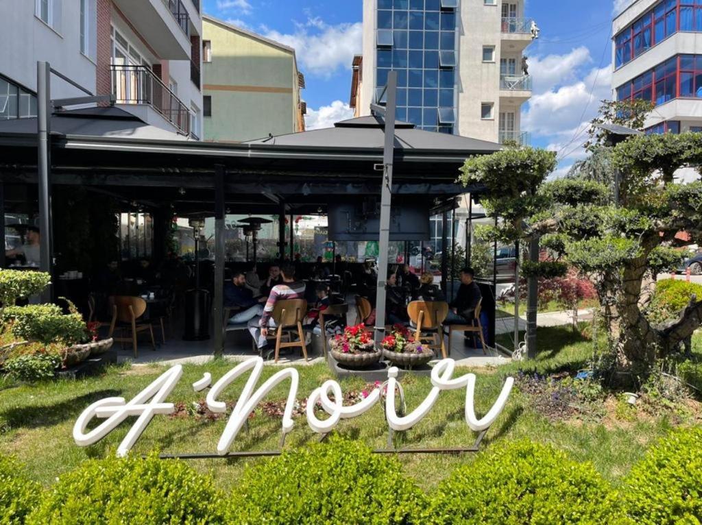 Lovely Apartment Tiranë Ngoại thất bức ảnh